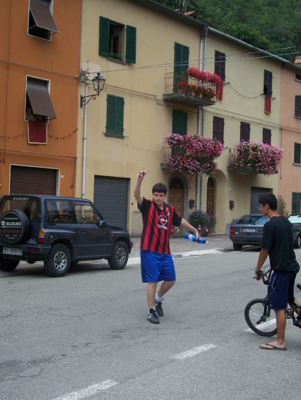  Image name: Estate130.jpg 
 width: 602 pixel 
 height: 801 pixel 
 Size: 388829 bytes 
 Click to enlarge 